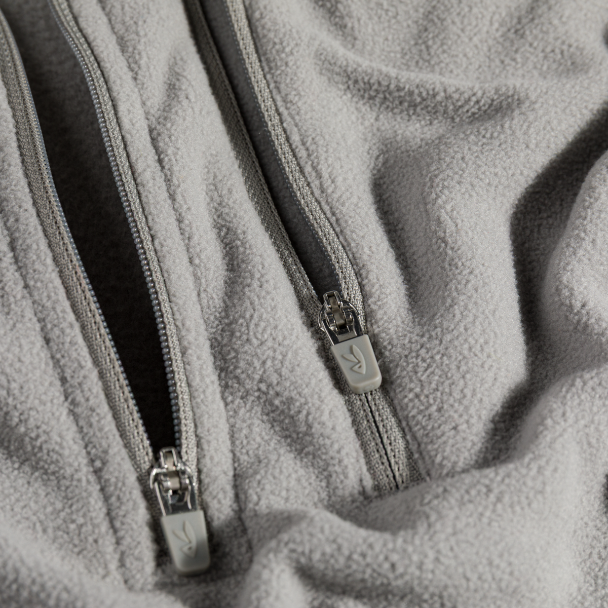 Auro Men's Fleece Zip Top — Dove Grey